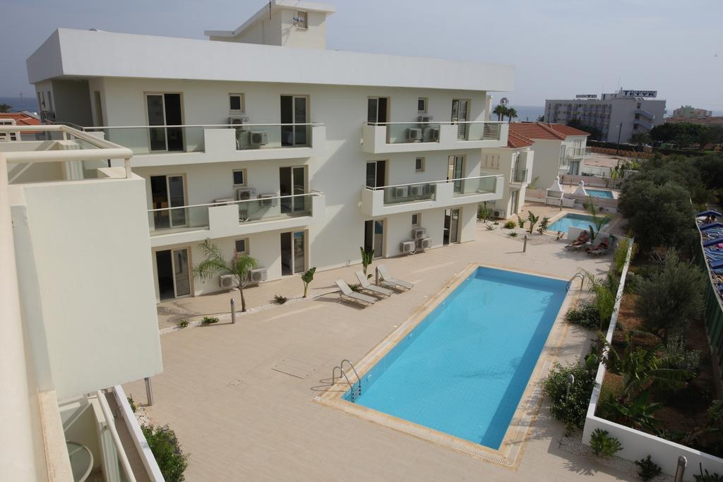Athena Beach Villas Protaras Bagian luar foto