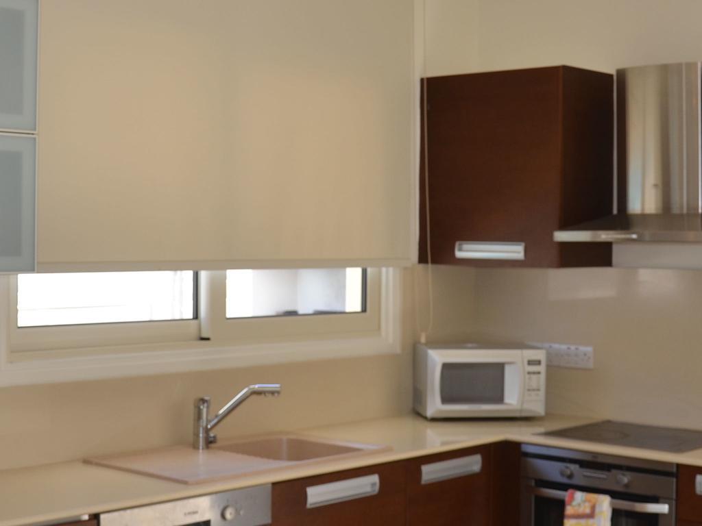 Athena Beach Villas Protaras Bagian luar foto