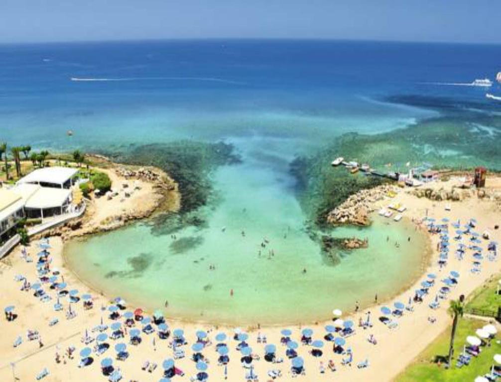 Athena Beach Villas Protaras Bagian luar foto