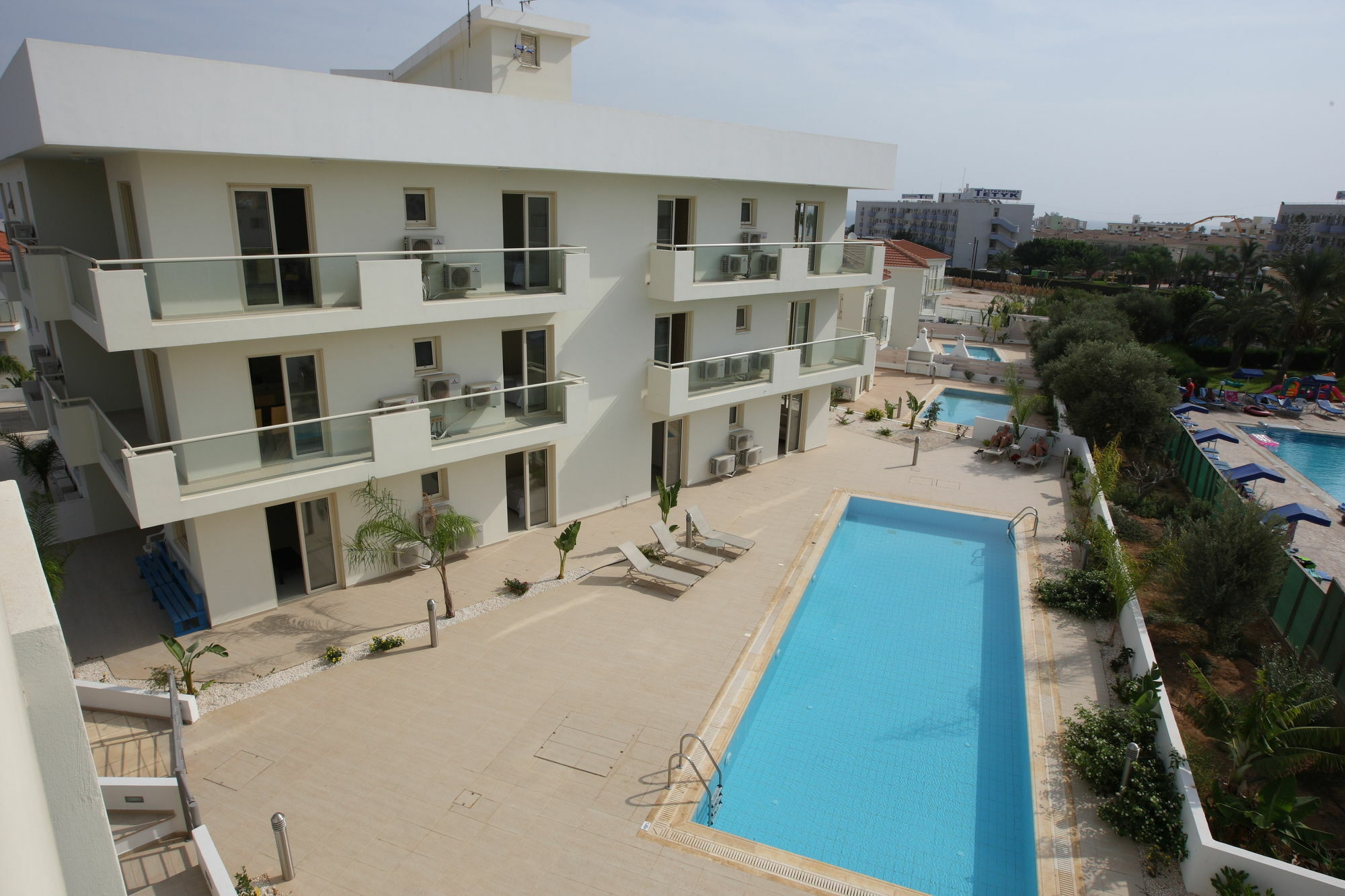 Athena Beach Villas Pernera Bagian luar foto