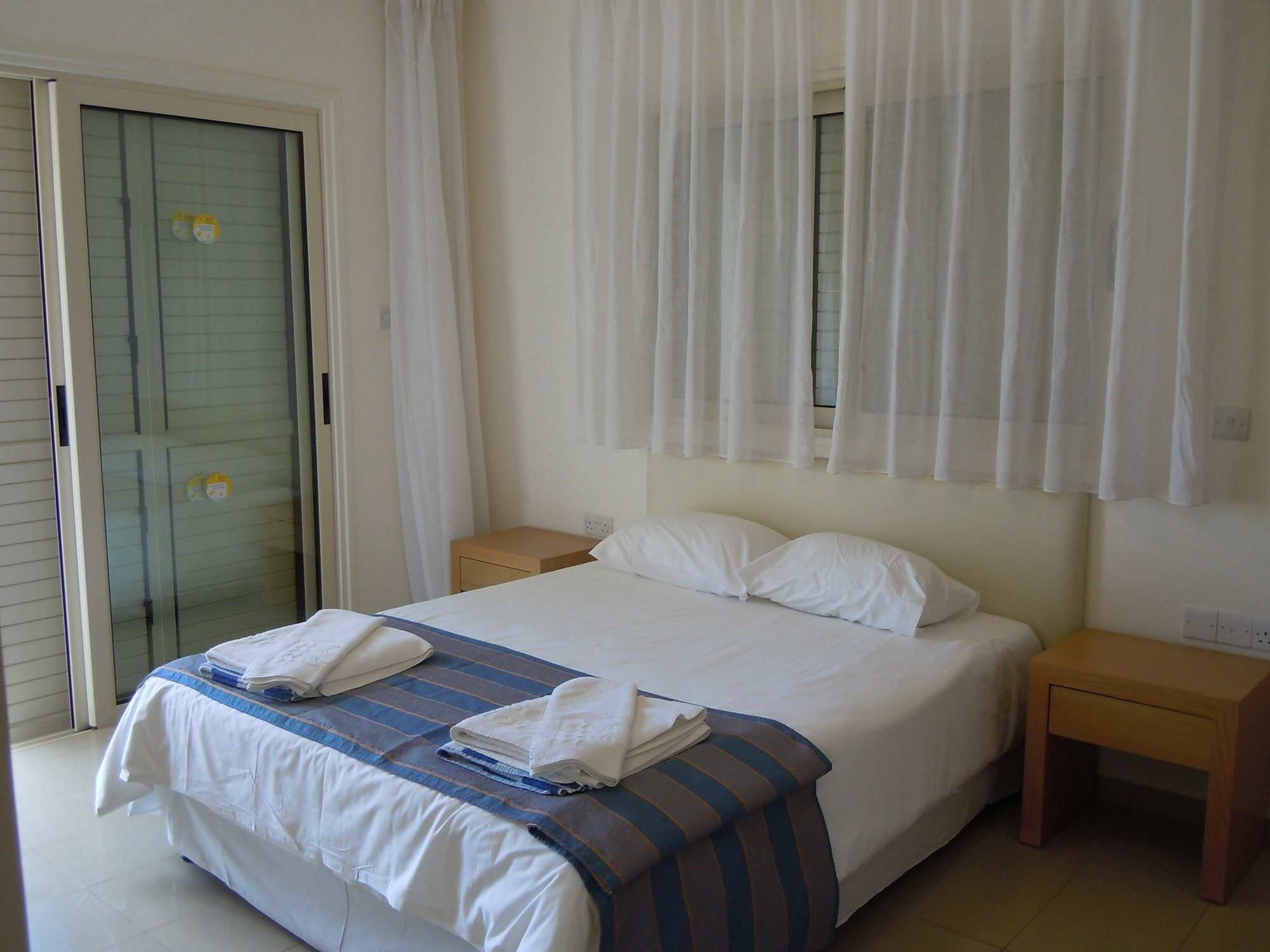 Athena Beach Villas Protaras Bagian luar foto