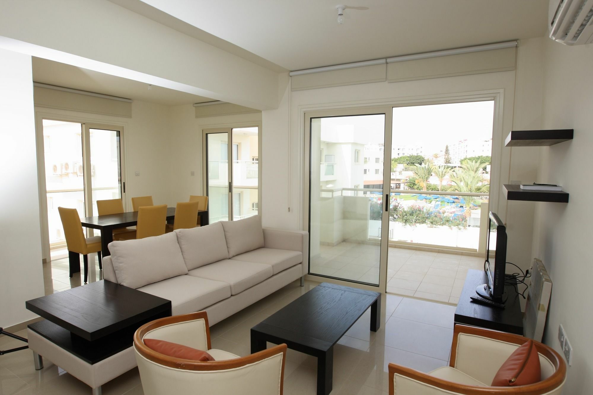 Athena Beach Villas Pernera Bagian luar foto