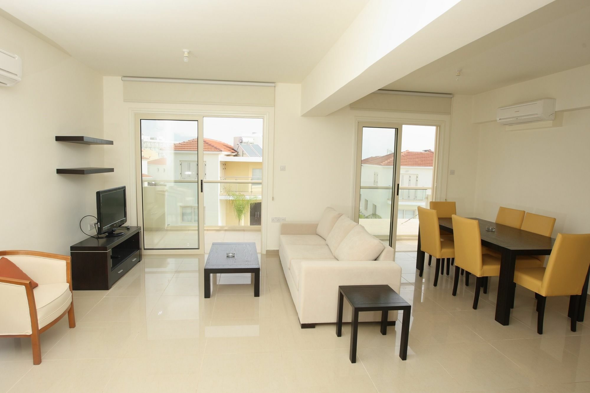 Athena Beach Villas Pernera Bagian luar foto